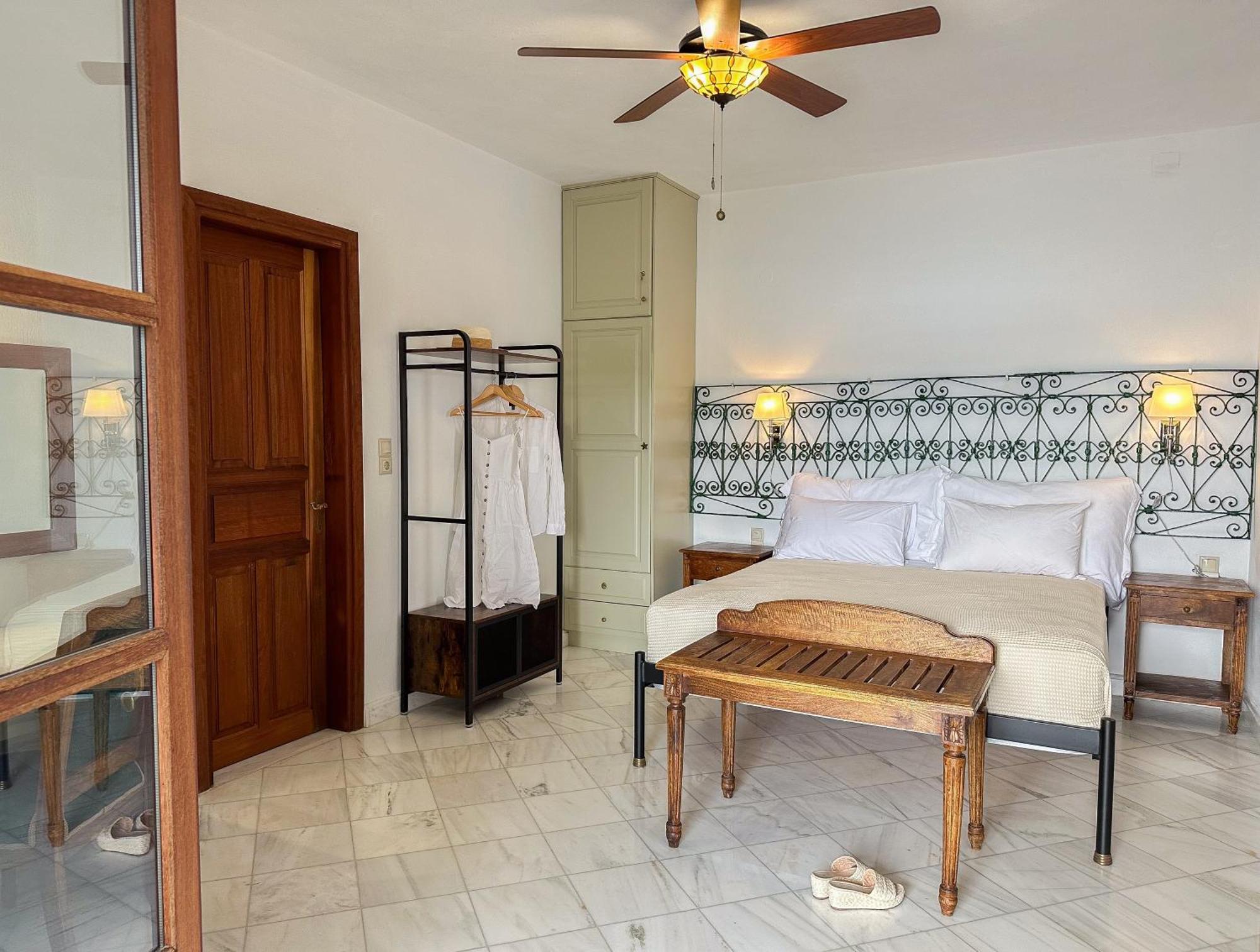 Ourania'S Mansion Hotel Skiathos Town Bilik gambar